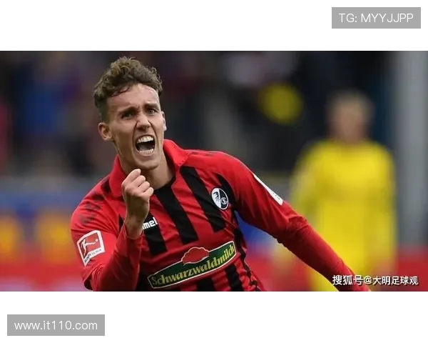 德天空：多特法兰克福关注堂安律弗赖堡开价2000万欧元